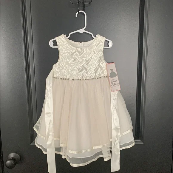 chinese dress ladies Ivory Lace Maxi Dress M